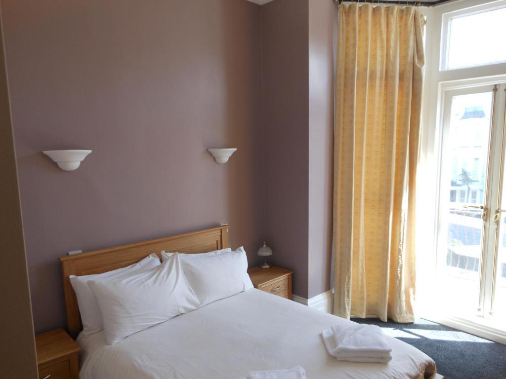 אילפרקומב Bath House Hotel חדר תמונה