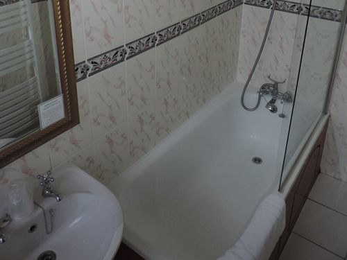 אילפרקומב Bath House Hotel מראה חיצוני תמונה